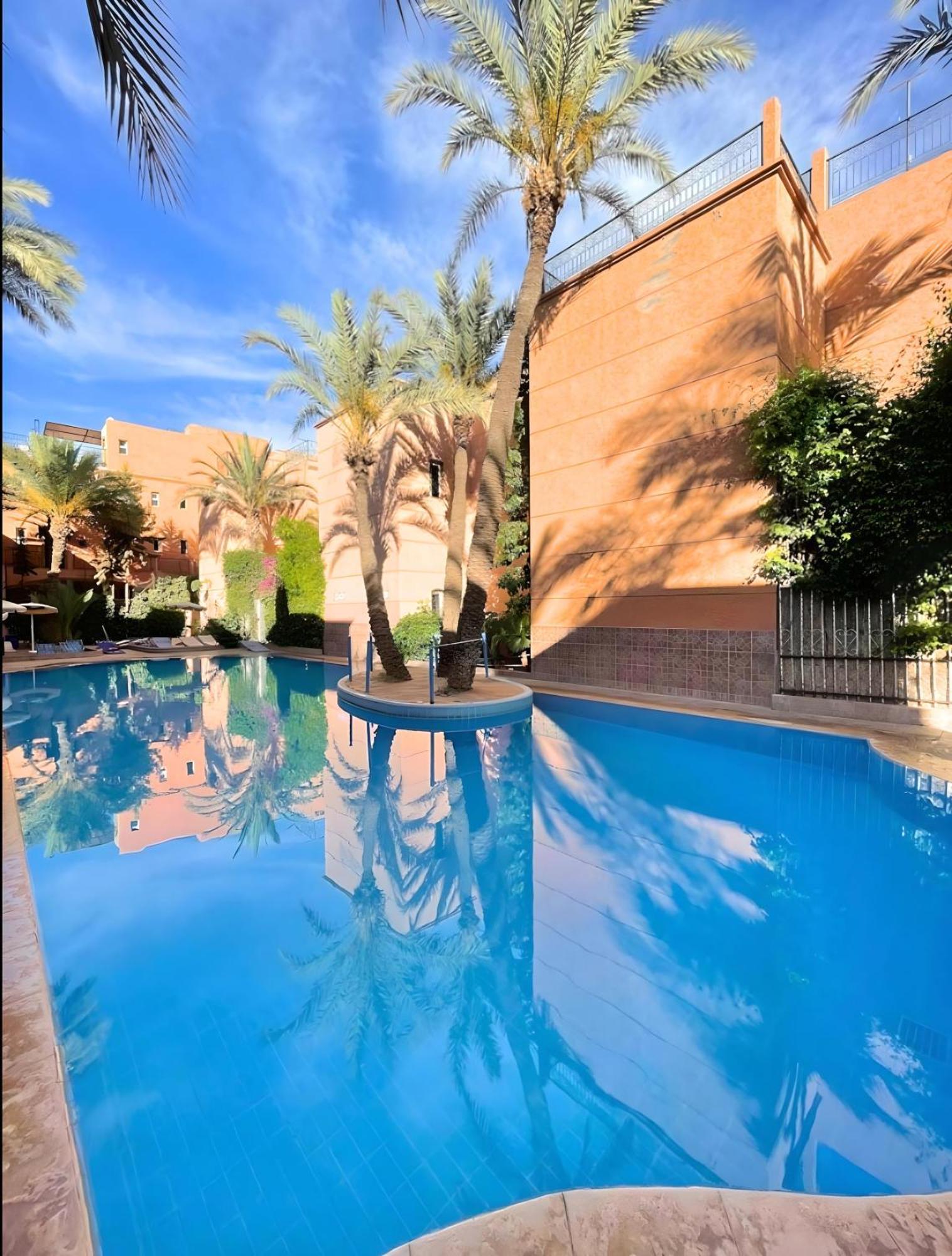 Tres Beau Riad A Marrakech Avec Piscines Marrakesh Eksteriør bilde